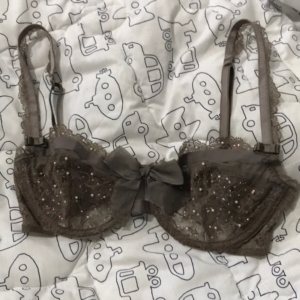 Victoria’s Secret bra